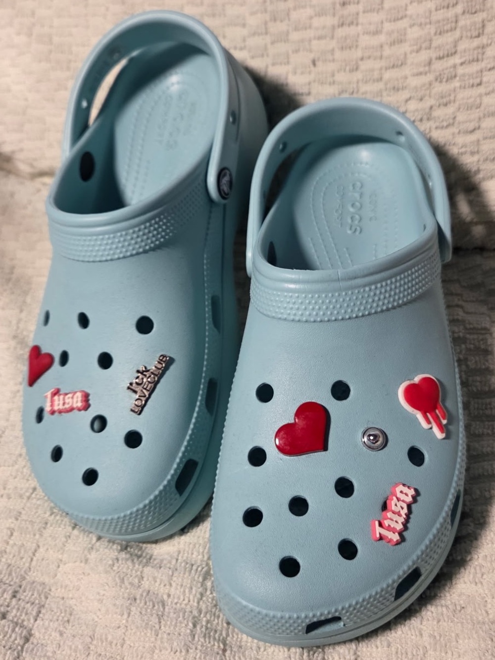 CROCS Light Blue Clogs with Red Heart Charms TUSA Karol G